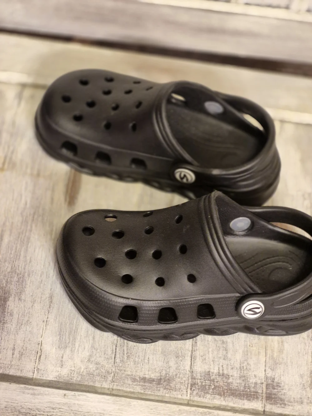 Kids Black Clog Sandals - Comfortable Everyday Shoes NWOTs Size 8.5